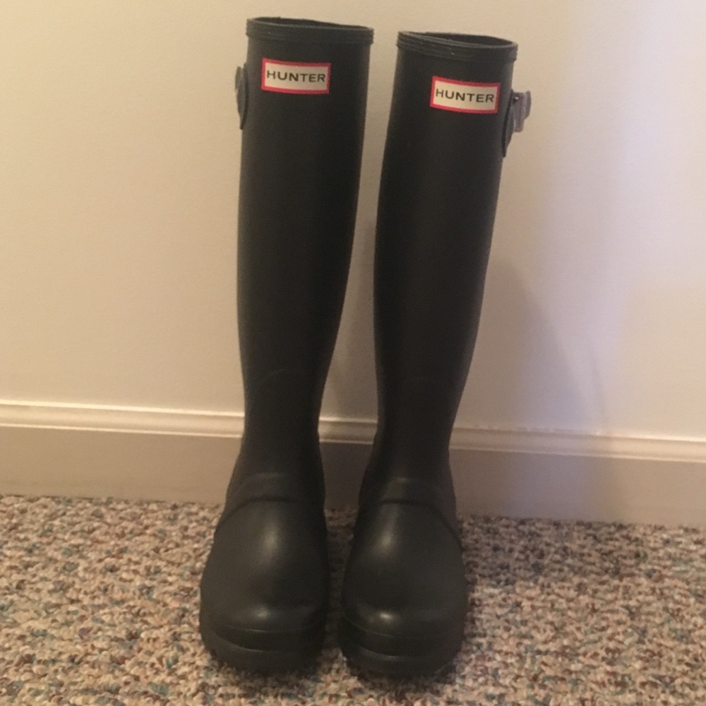 HUNTER BOOTS - BLACK TALL SIZE 6